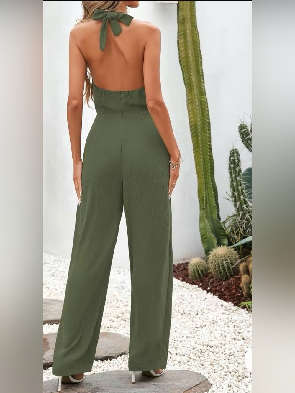 Olive Green Halter Jumpsuit Size Large NWT Wide Leg Keyhole Backless Romper - Picture 3 of 8